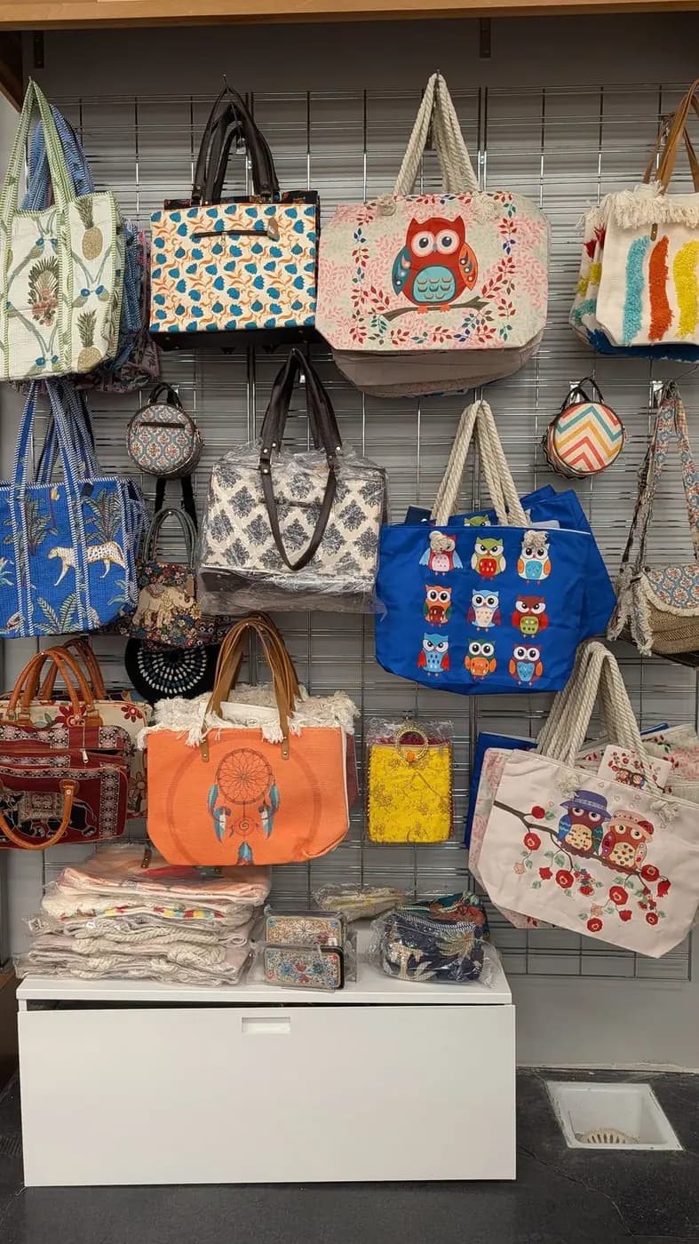 Printed tote bags